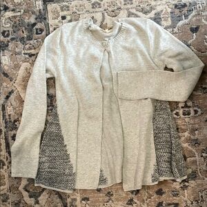 Elegant Gray Women's Sweater